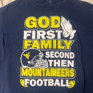 Men’s tee “God first”